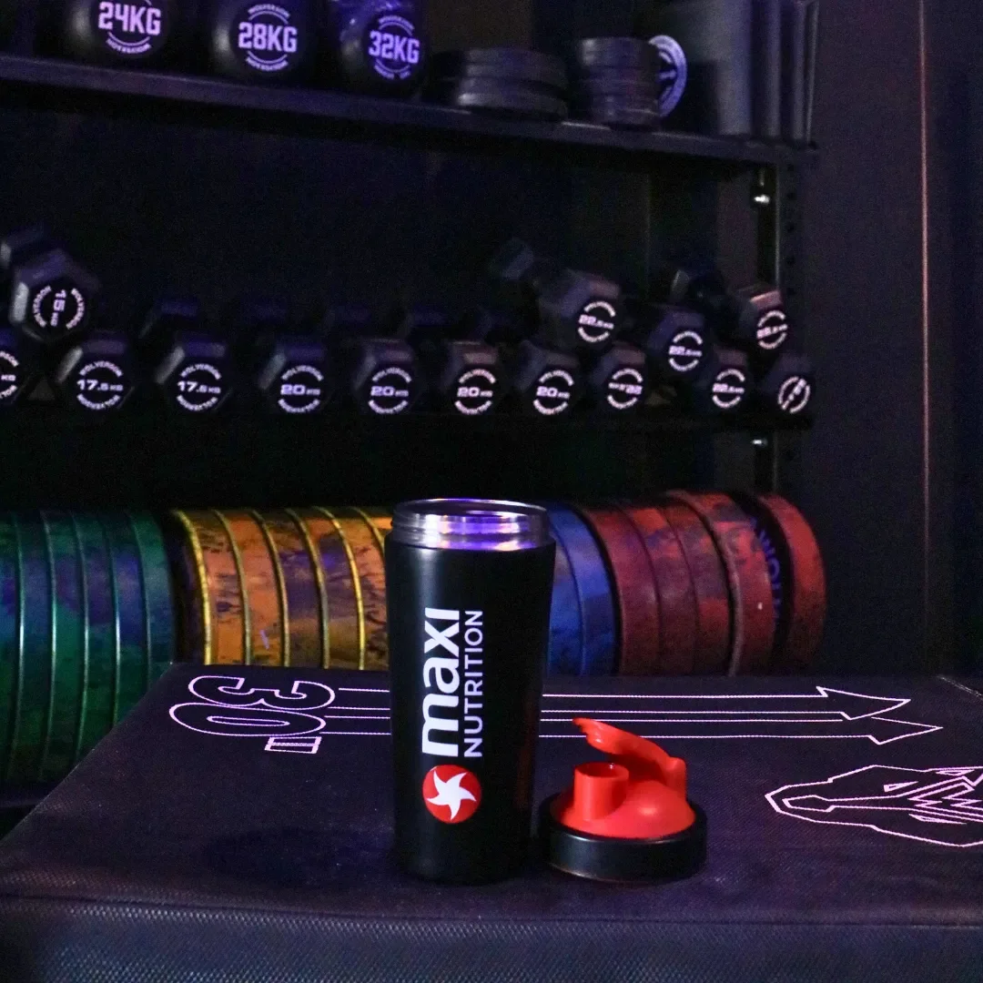 MaxiNutrition Metal Protein Shaker - Image 5